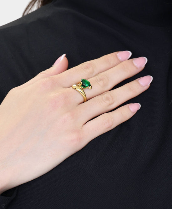 
Stone Ring in GREEN/GOLD view 1