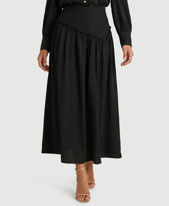 
Banded Waist Maxi Skirt in BLACK view 1