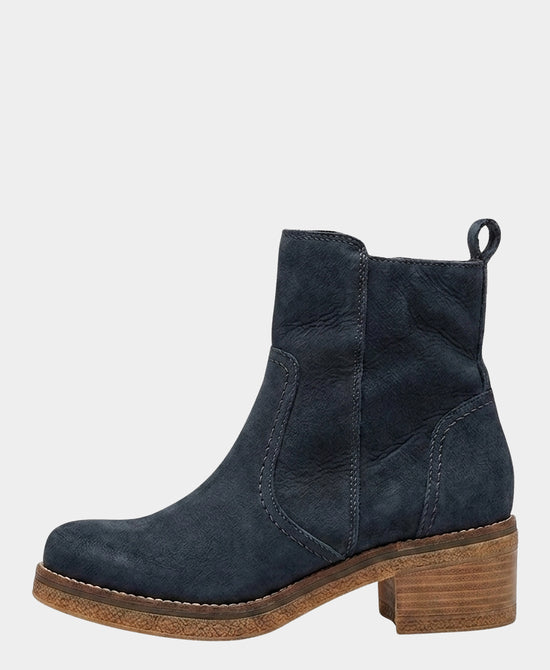 
Suede Boot in DARK BLUE view 2