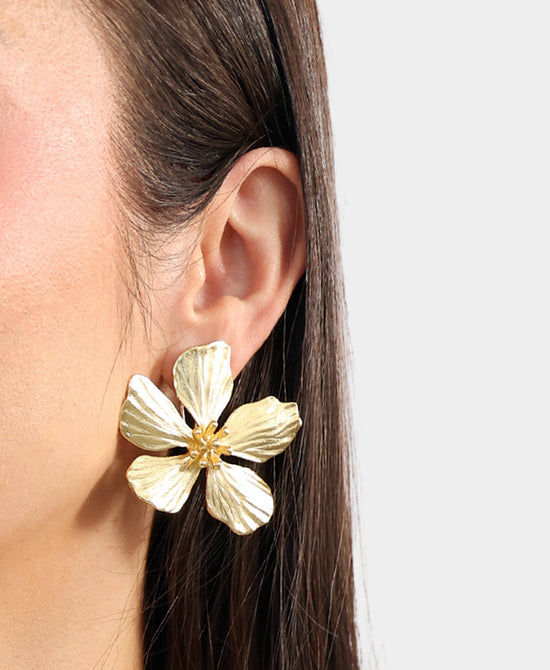 
Flower Clip On Earrings in GOLD view 1